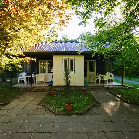 Gesztenyes Ueduelo Apartment Balatonudvari