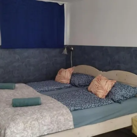 Apartment Gesztenyes Ueduelo