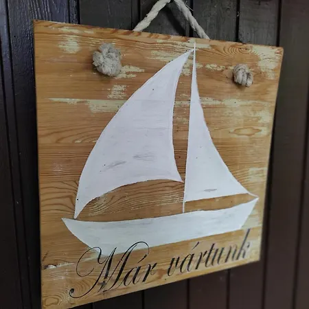 Gesztenyes Ueduelo *