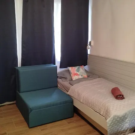 Gesztenyes Ueduelo Apartment *