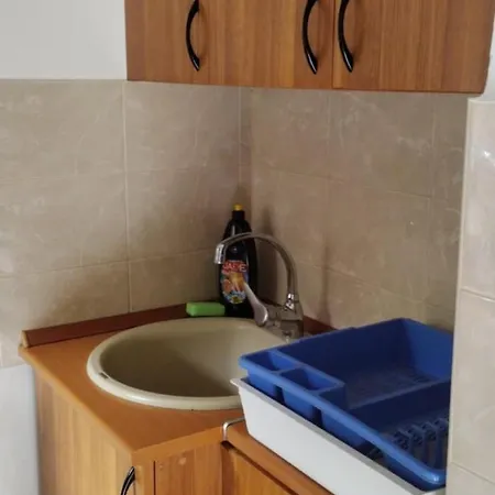 Gesztenyes Ueduelo Apartment *