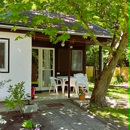 Gesztenyes Ueduelo Apartamento Balatonudvari
