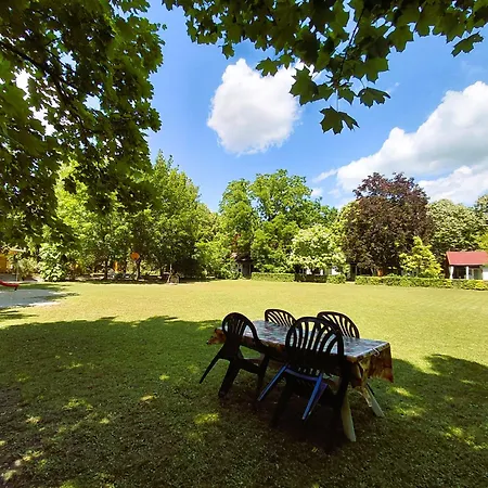 Gesztenyes Ueduelo Apartamento