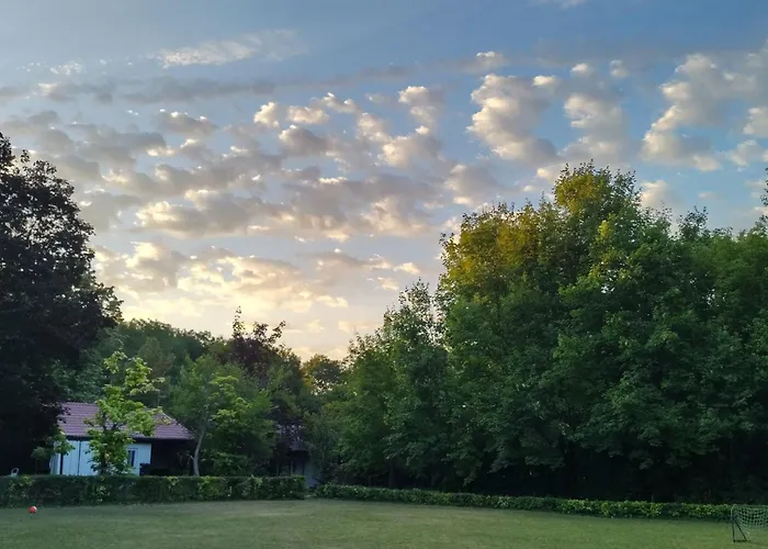 Gesztenyes Ueduelo Lägenhet