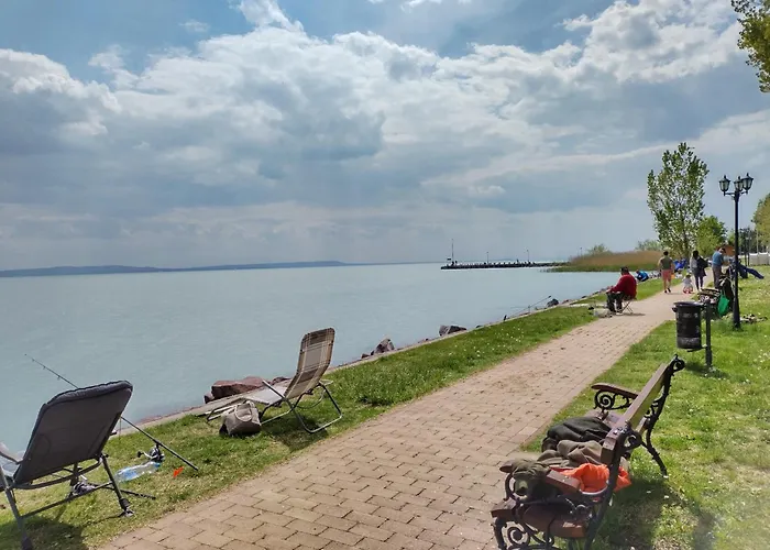 Gesztenyes Ueduelo Lägenhet *